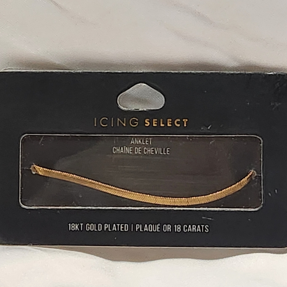 New In Box  Icing Select 18k Gold Plated Herringbone Anklet 9" Extension 2"
